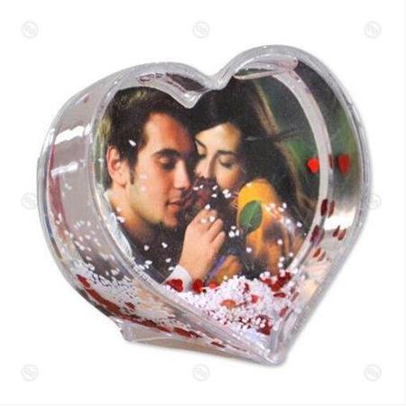 Büyük Kalp Kar Küresi - Kalp Taneli